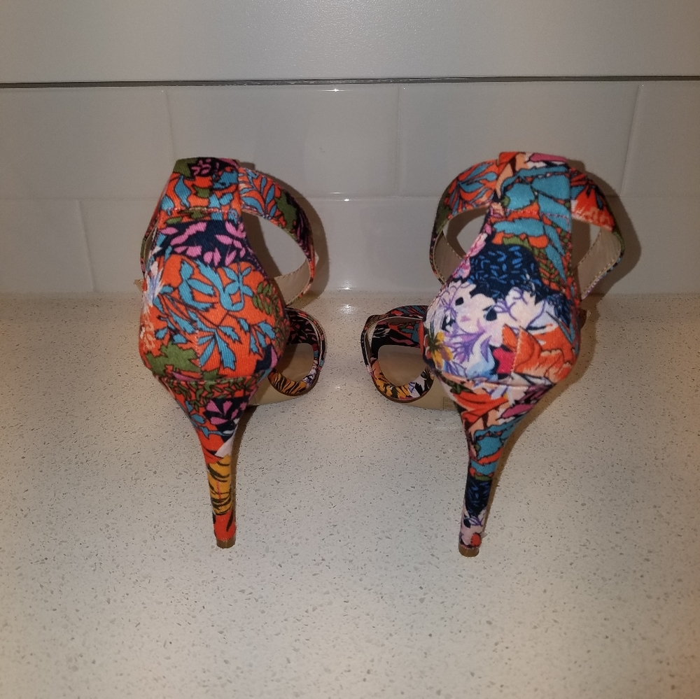 Mix No.6 Heels - Picture 3 of 7